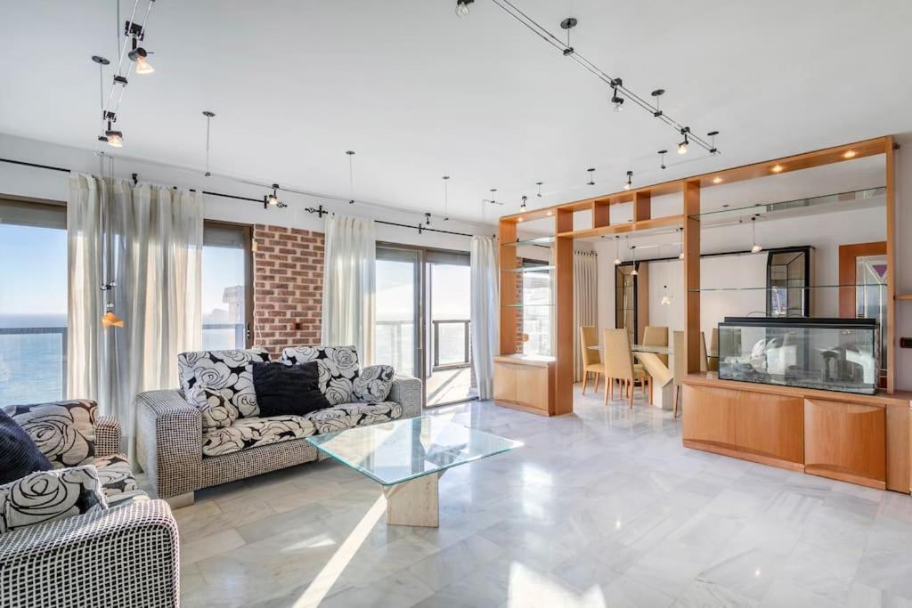 Апартаменты Atico Con Gran Terraza Бенидорм Экстерьер фото