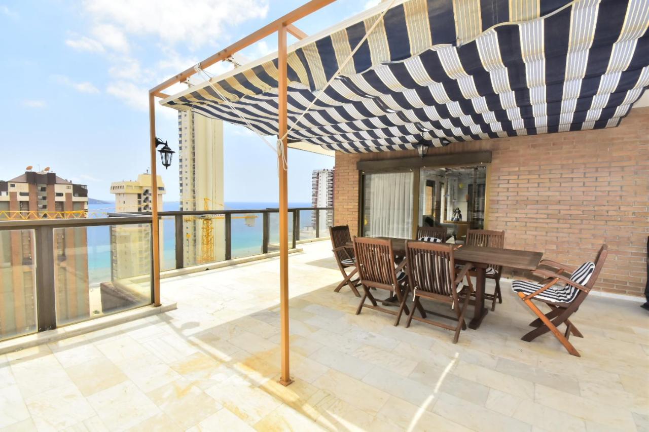 Апартаменты Atico Con Gran Terraza Бенидорм Экстерьер фото
